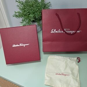 Salvatore Ferragamo Burgundy ft Set
